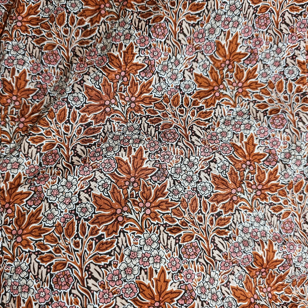 J. Crew Liberty Fabrics Slim-Fit Tuxedo Shirt in Aubrey Forest Floral Size 6 - Picture 4 of 5